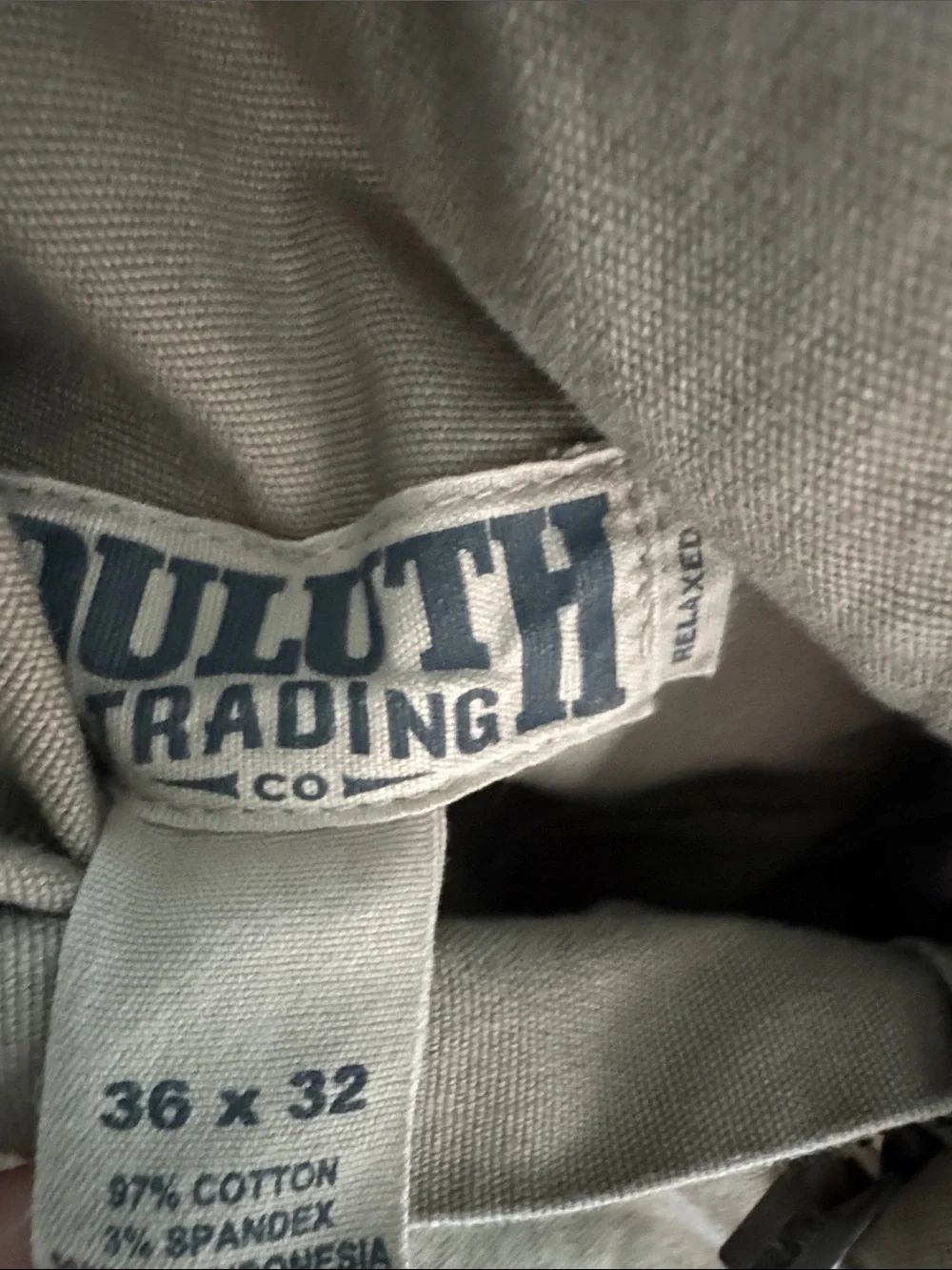 Duluth Trading Co Men's Flex Chinos in Taupe Green